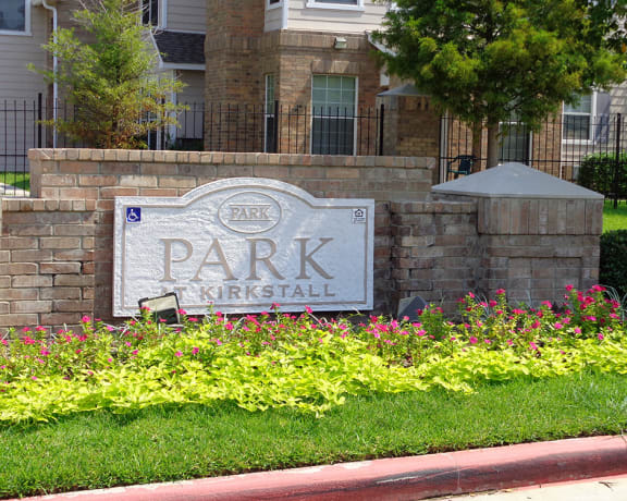 Park at Kirkstall Apartments Signage