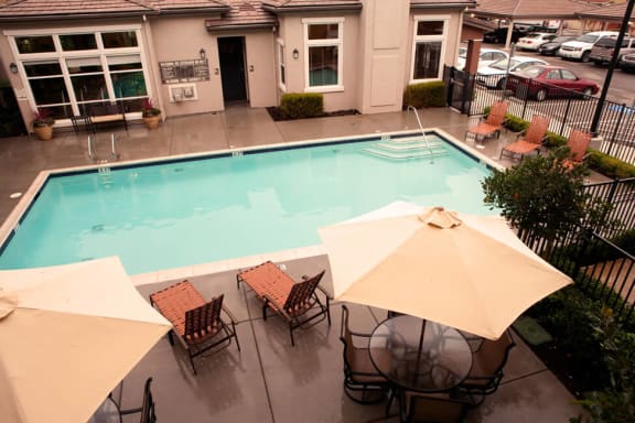 Thumbnail 10 of 27 - resident pool