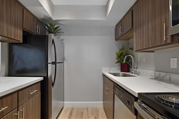 Fully Equipped Kitchen Fully Equipped Kitchen at Clayton Creek Apartments, Concord, 94521