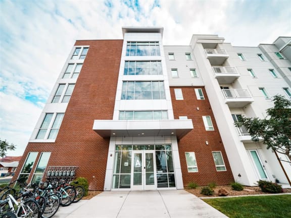 Photos and Video of 605 Place Student Housing in St George, UT