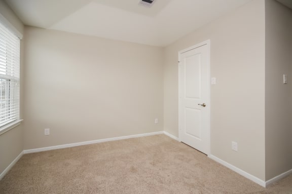 Beige Carpet In Bedroom Beige Carpet In Bedroom at Pradera Oaks, Bonney