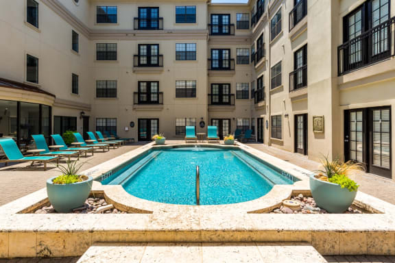 pool amenity in dallas texas apartments