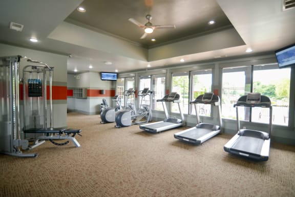 Gym equipment's at Parc 1346 Apartments, Chattanooga, 37421