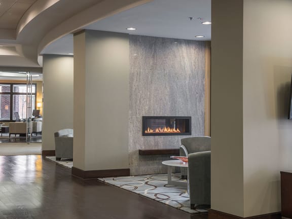 Fireplace Lounge at Crescent Centre Apartments, Kentucky, 40202
