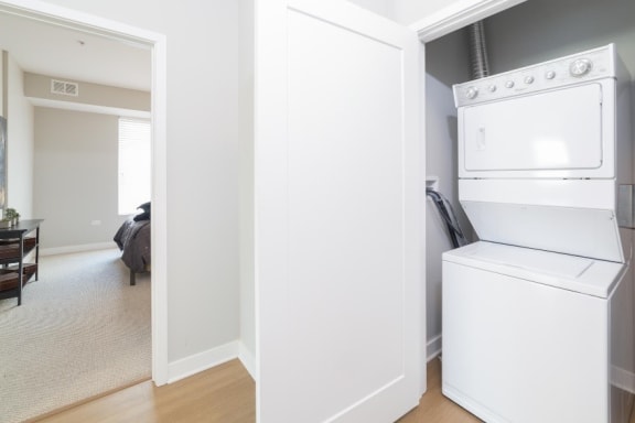 Washer and Dryer at Park 205, Park Ridge, Illinois