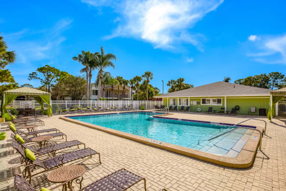 Resort Inspired Swimming Pool at Lakeside Glen Apartments, Melbourne, FL