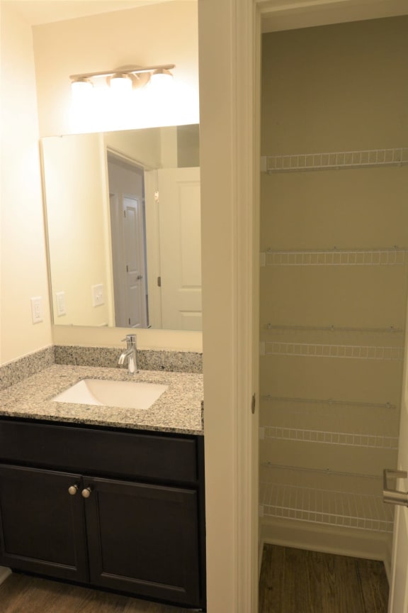 1 & 2 Bedroom Apartments in Lafayette, IN Murdock Gardens