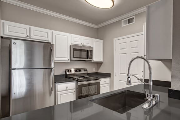 Photos and Video of Broadleaf Apartments in Sacramento CA