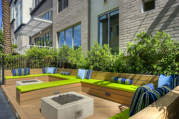 Outdoor Lounge Seating with Fire Pits