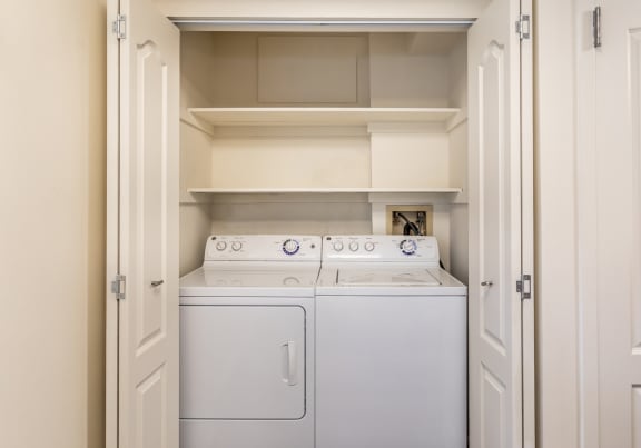 Full size washer and dryer at Ivy Hall Apartments in Towson MD
