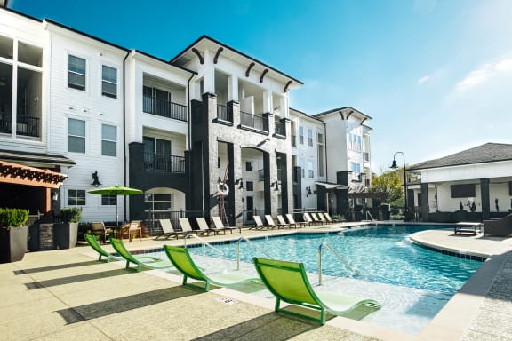 Pool | The Everly Apartments