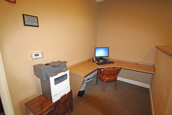 This is a picture of the business center in the resident clubhouse at Nantucket Apartments, in Loveland, OH.