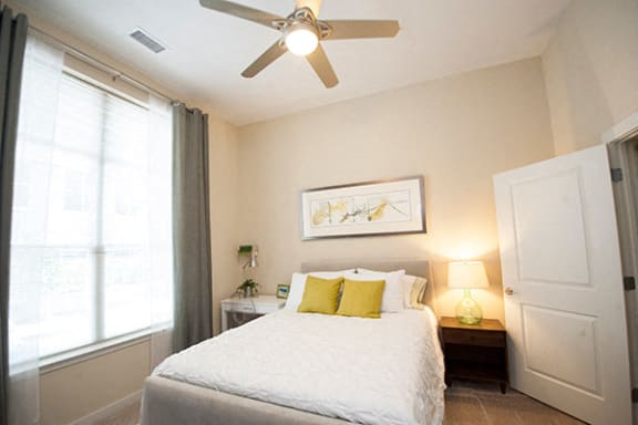Ceiling Fan In Bedroom at Link Apartments® Manchester, Virginia