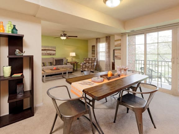Eat-in Kitchens at Courthouse Square Apartments, Maryland