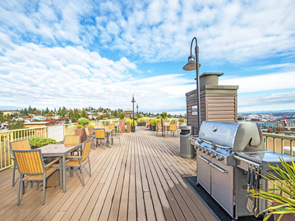 outdoor Living at Link, Seattle, WA, 98126