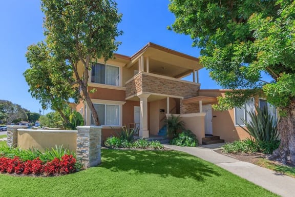 Thumbnail 2 of 30 - Smoke Free Community at Marine View Apartments, San Pedro, 90731