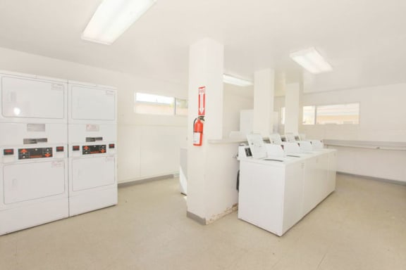 Thumbnail 12 of 30 - Laundry Facility at Marine View Apartments, California, 90731
