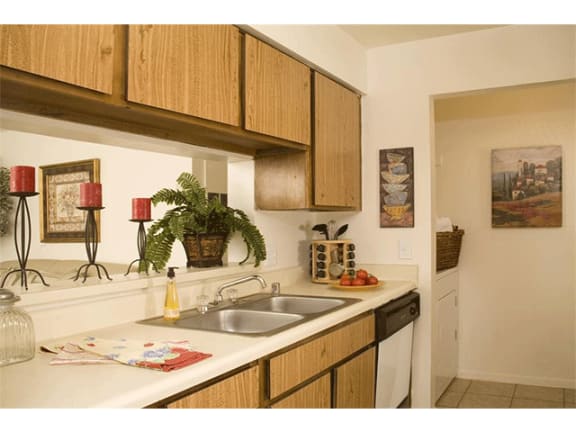Spacious Full Size Kitchen at Aviare Place, Midland