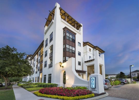 External Apartment View at Azul Baldwin Park, Orlando, FL