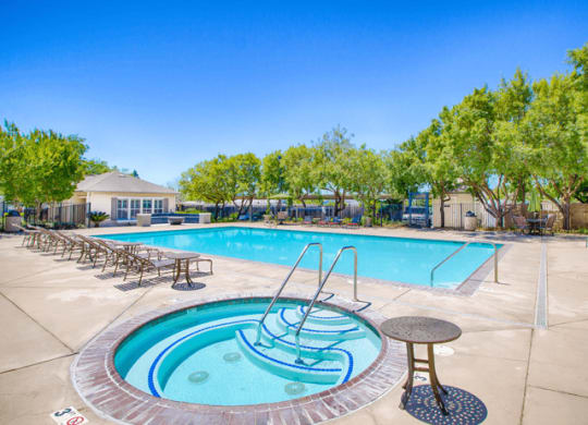 Refreshing Swimming Pool and Spa at Harvest Park Apartments