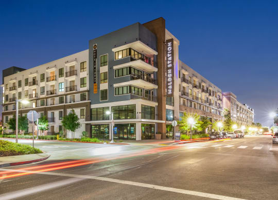 Luxury Apartment Homes Available at Malden Station by Windsor, California, 92832