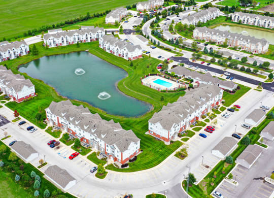 View of Apartments and Ponds at Tracy Creek Apartment Homes, Perrysburg, OH