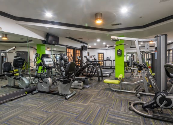 Apartments near Downtown Raleigh Oberlin Court Photos