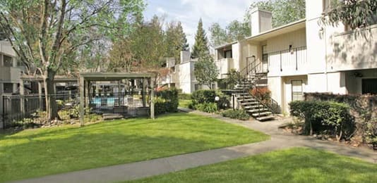 Westpointe Apartments | Stockton, CA 95210 |Lush Green Grounds