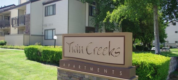 Community Monument Sign Antioch CA Apts For Rent at Twin Creeks