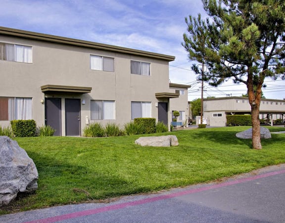 The Village Townhomes Apartments In Santa Maria Ca