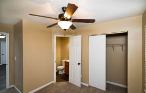 Apartments for Rent in Murfreesboro Tennessee - Carpeted Bedrooms, Ample Closet Space, and Ceiling Fans