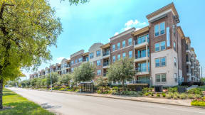 Hiline Heights in Houston, TX