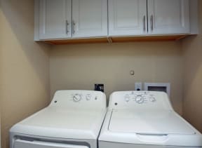 In home washer and dryer | Jupiter Isle