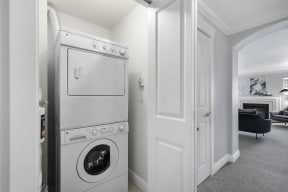 Villaggio on Yarrow Bay in united stacked washer and dryer