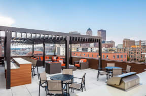 Rooftop Skydeck with Downtown View at Confluence on 3rd Apartments in Des Moines in Downtown Des Moines