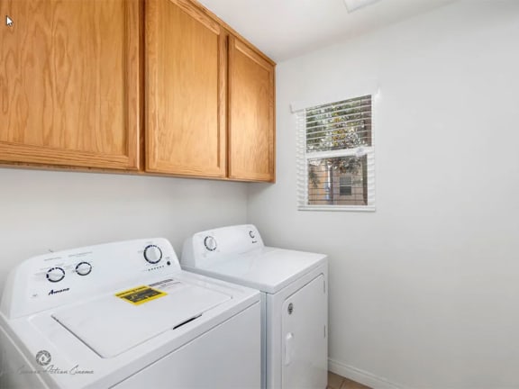 Full-Size Washer and Dryer Available In-Unit at Lotus Villas Apartments in Bakersfield, CA