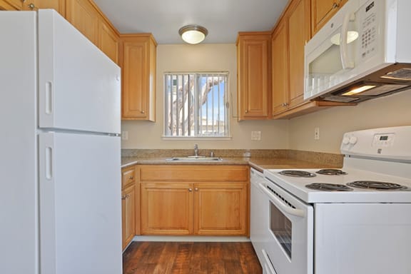 Remodeled Kitchen at Colonial Garden Apartments, California, 94401