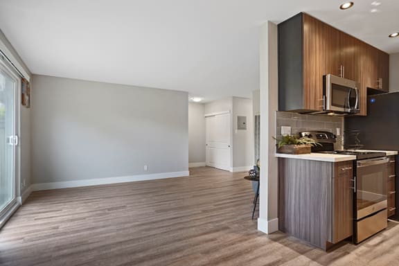 Spacious Living Area at Fairmont Apartments, Pacifica, CA, 94044