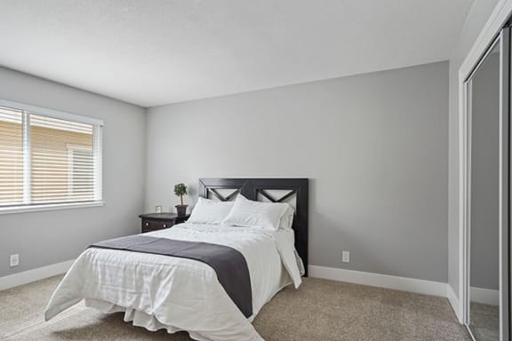Beautiful Bright Bedroom Beautiful Bright Bedroom at Parkside Apartments, California