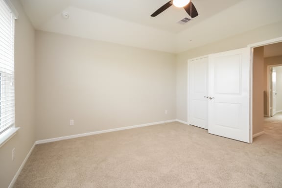 Ceiling Fan Ceiling Fan at Pradera Oaks, Bonney, 77583