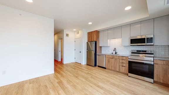 Fully Equipped Eat-In Kitchen Fully Equipped Eat-In Kitchen at The Mason, Minnesota, 55114