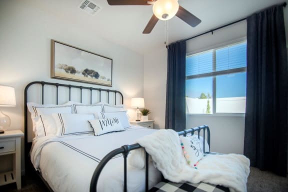 Bed and lightsat Mulberry Farms, Prescott Valley, AZ, 86327