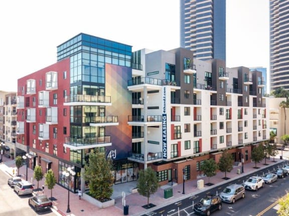 4th and J San Diego, CA Aerial of Community