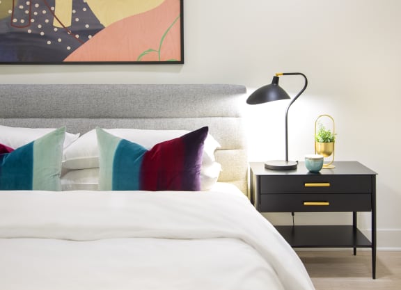 Bedroom Luxurious High End The Q Topanga Woodland Hills California