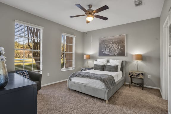 Chatham Square apartments in Orlando Florida photo of bedroom with plush carpeting