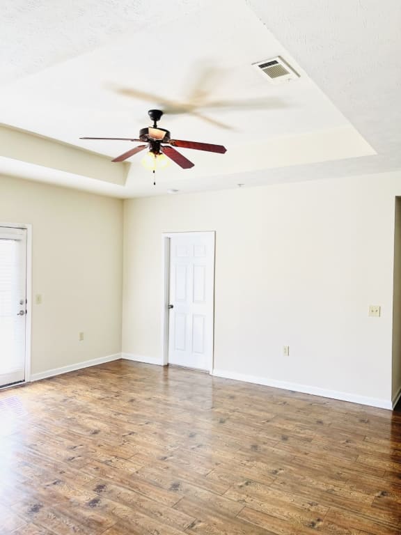 Large Open Living Room at Landing at Willow Bayou Apartment Homes, Bossier City, LA