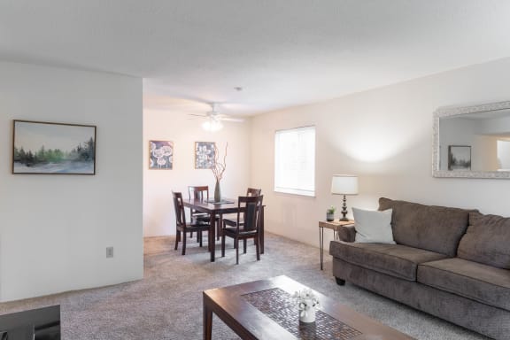 Living Area With Dining at Candlewyck Apartments, Kalamazoo, MI, 49001