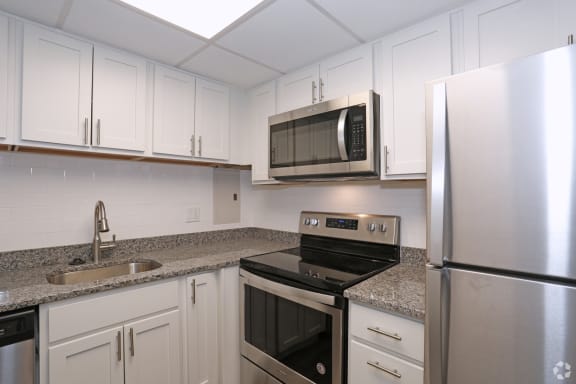 Kitchen Kitchen at Walnut Crossings, 15146