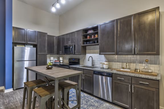 private kitchen, the luxe suites of alexandria