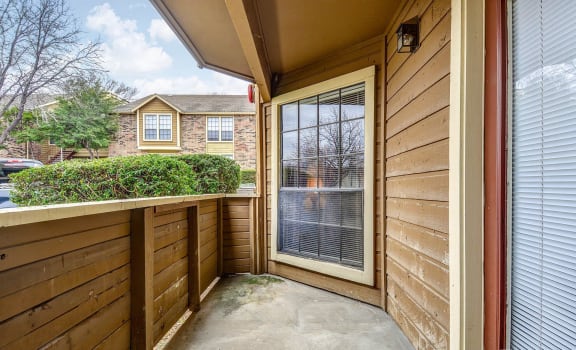 Balcony And Patio at The Glen, Lewisville